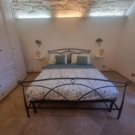 Domatio Melissa Hotel Сасари Екстериор снимка