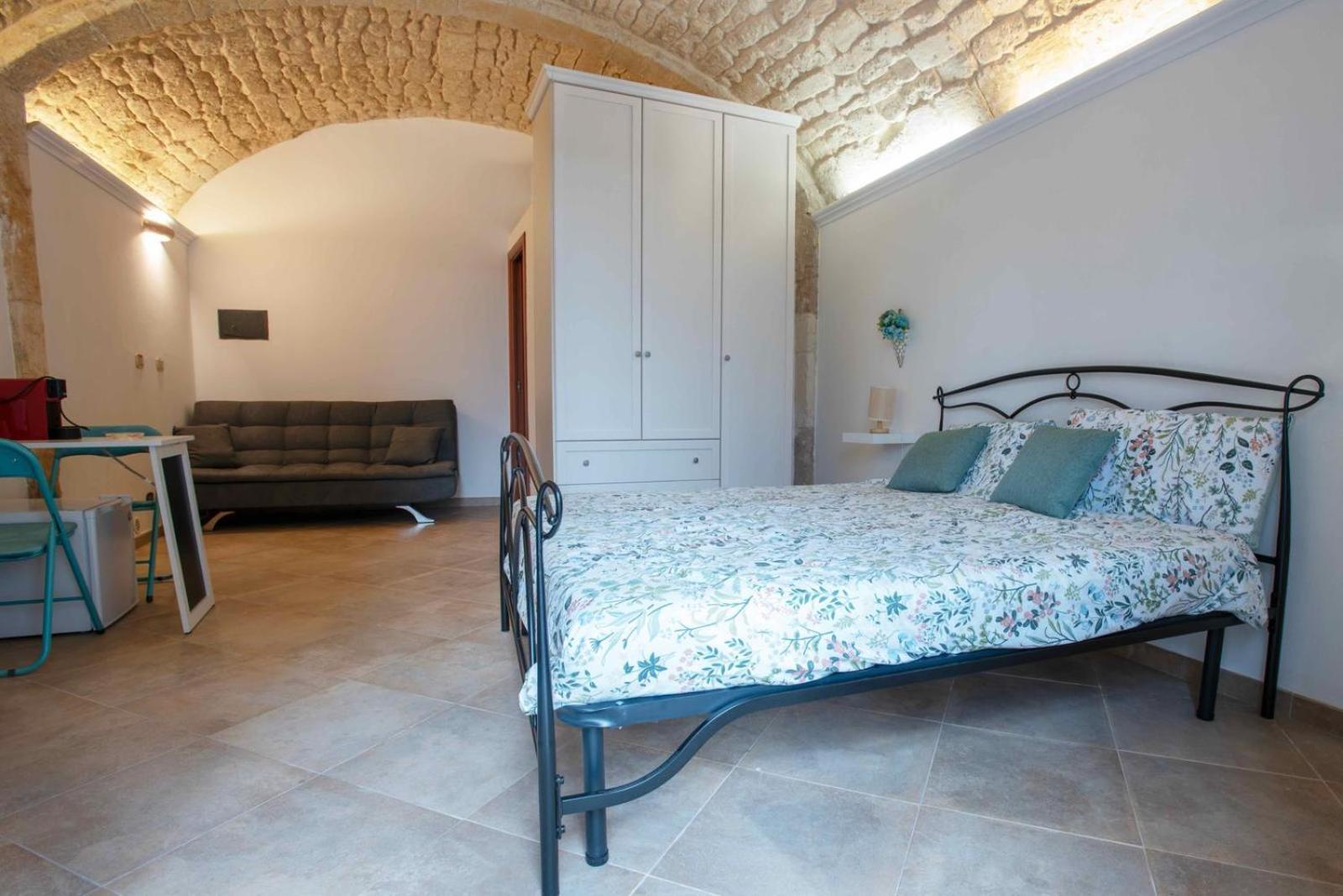 Domatio Melissa Hotel Сасари Екстериор снимка
